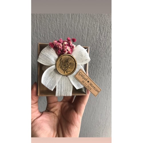 Kutulu Lotus Mum – Söz Nişan Nikah Kına Doğum İçin Hediyelik ve Dekoratif