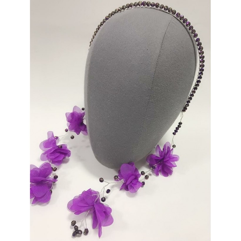 Taşlı küpeli taç