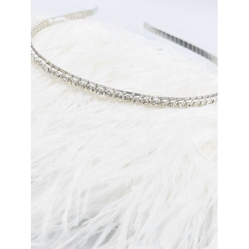 Kristal taşlı taç