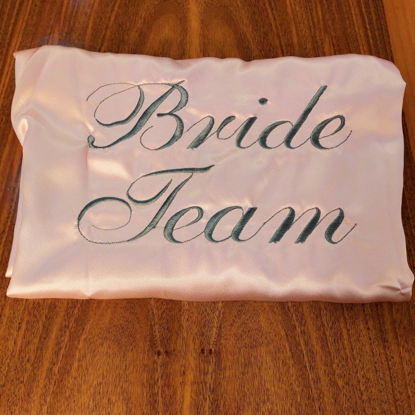 Bride Team Nedime Sabahlığı – Gelin ve Nedime Takım Sabahlık | Alaz Tasarım Hobi