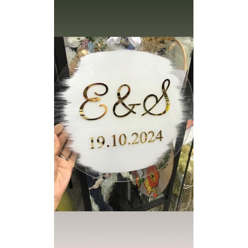 Baş Harf ve Tarihli Kapı Süsü