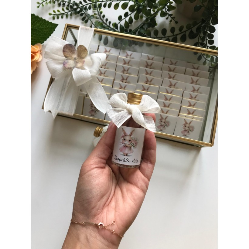 Gold Kapaklı Süs Cam Şişe – Dekoratif ve Hediyelik Kolonya / Koku Şişesi