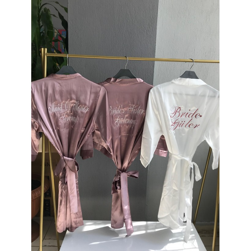 Kişiye Özel İsimli Bride Sabahlık – Tüysüz Saten Gelin Sabahlığı